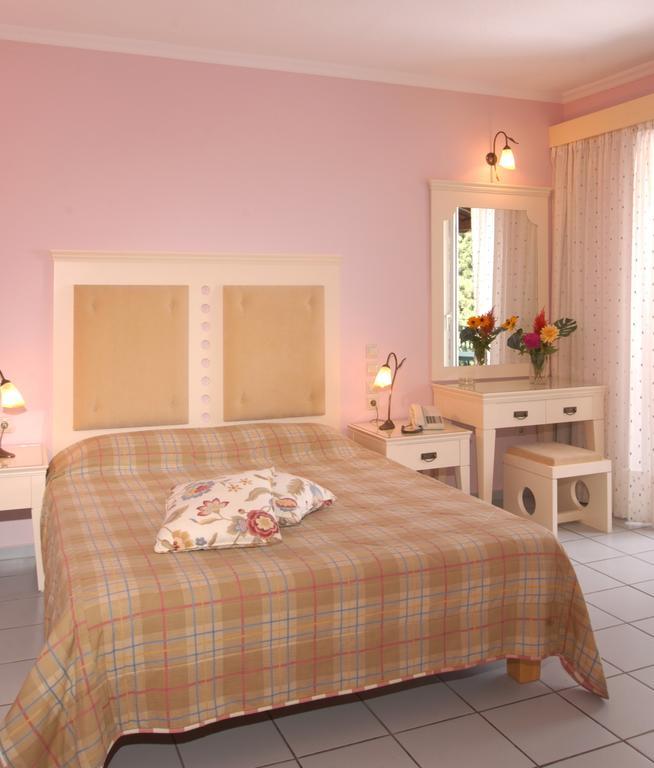 Marilena Hotel Ypsos Værelse billede